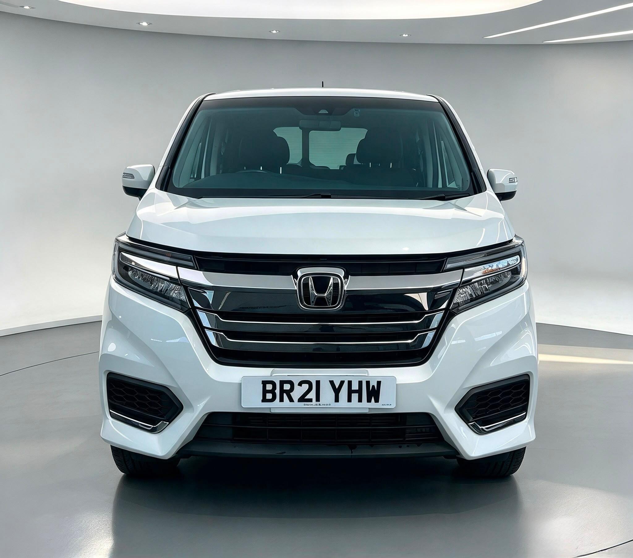 Honda Stepwagon - Petrol Hybrid 2.0 RP5 7 Seats Image